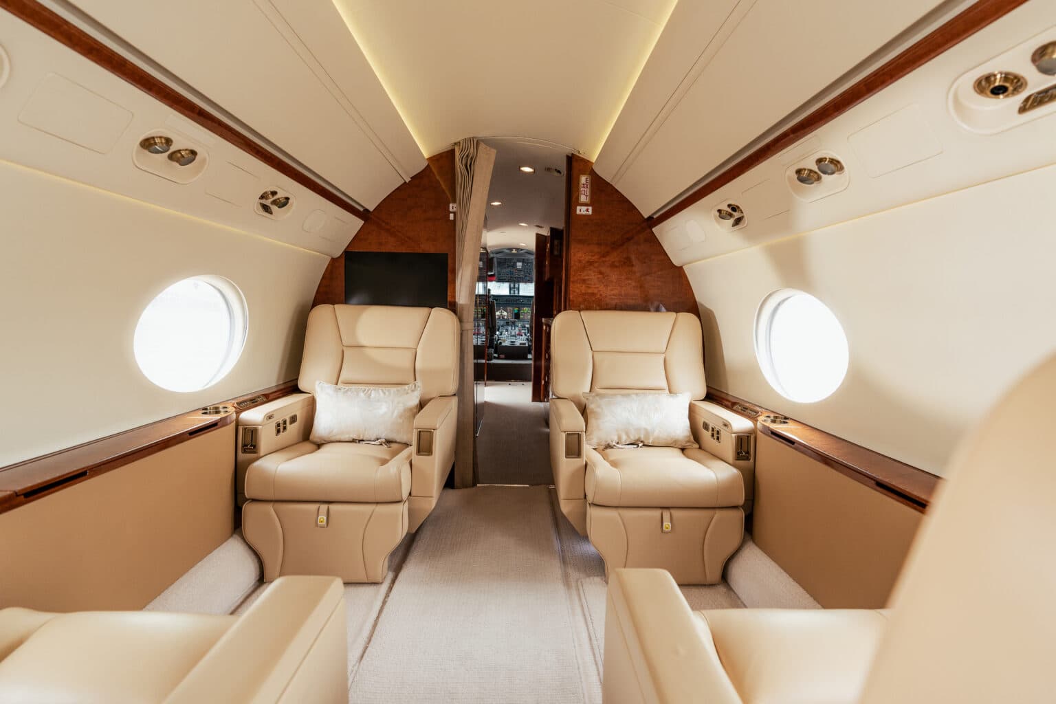 Gulfstream G550, photo 4