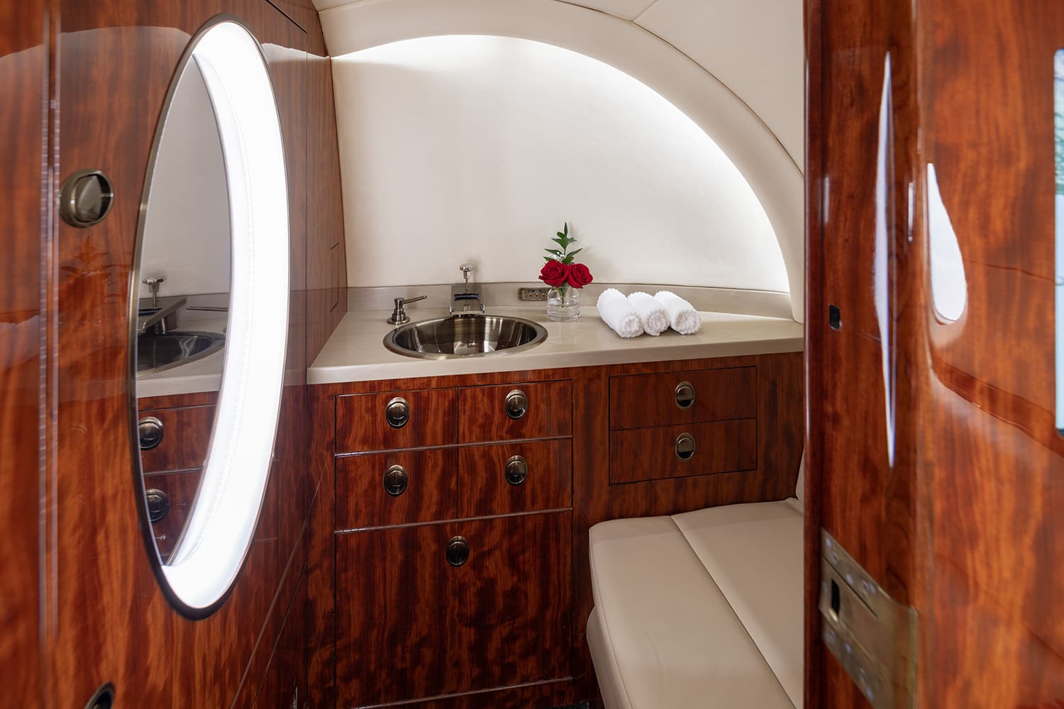 Hawker 900XP, photo 9